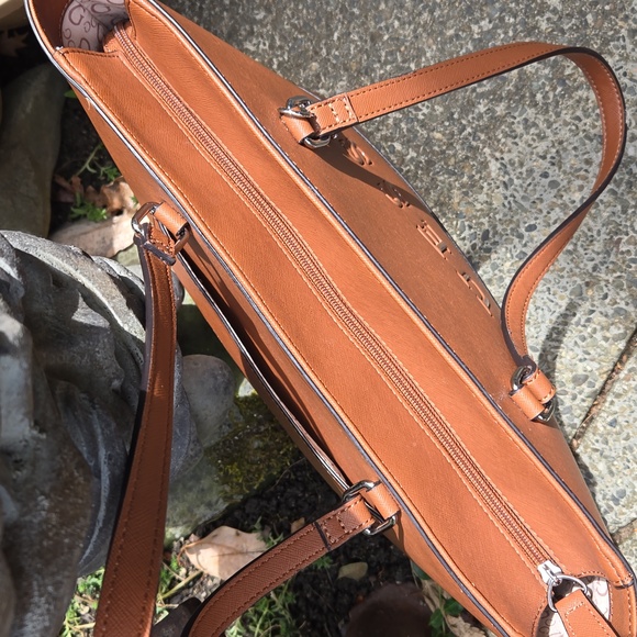 GUESS "RODNEY" Carmel Crosshatch Structured vinyl Tote NWOT - Picture 5 of 16